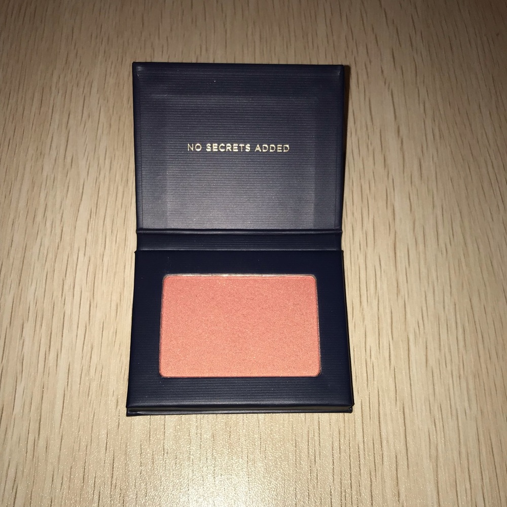 Beautycounter Satin Powder Blush - Nectar